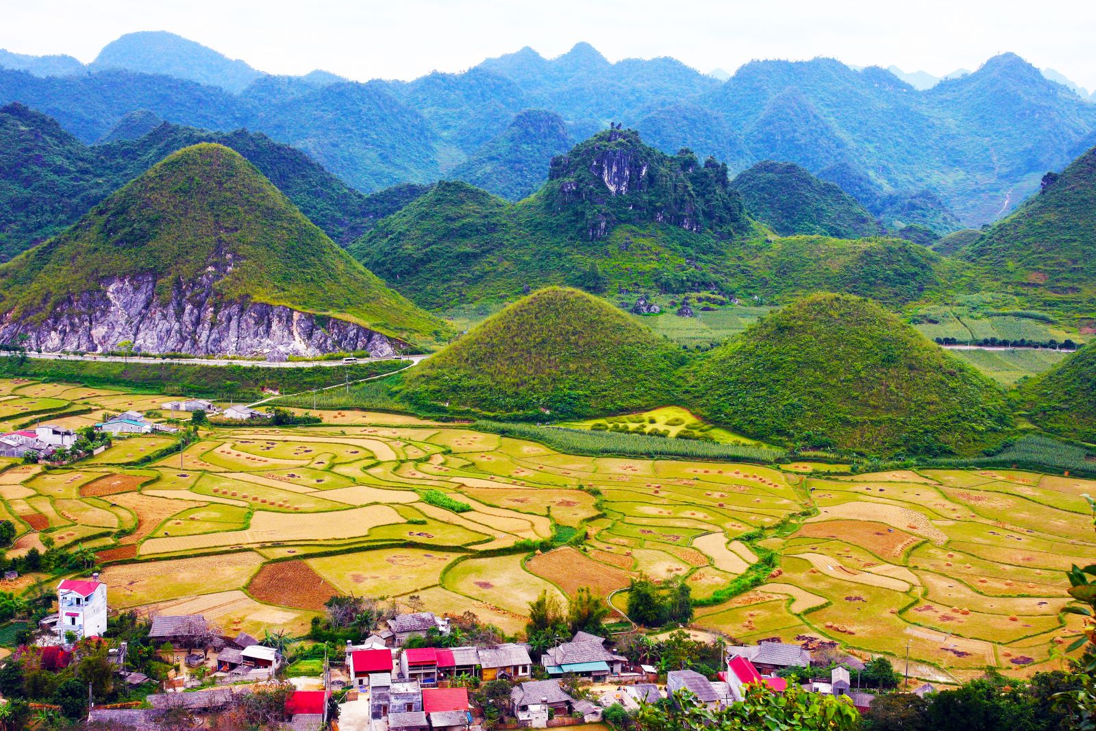 nui doi quang ba